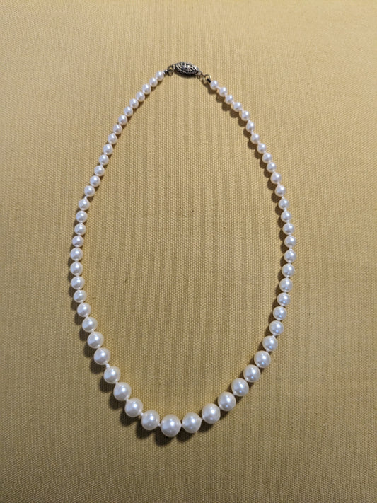 Sterling Clasp Graduated Pearl Necklace